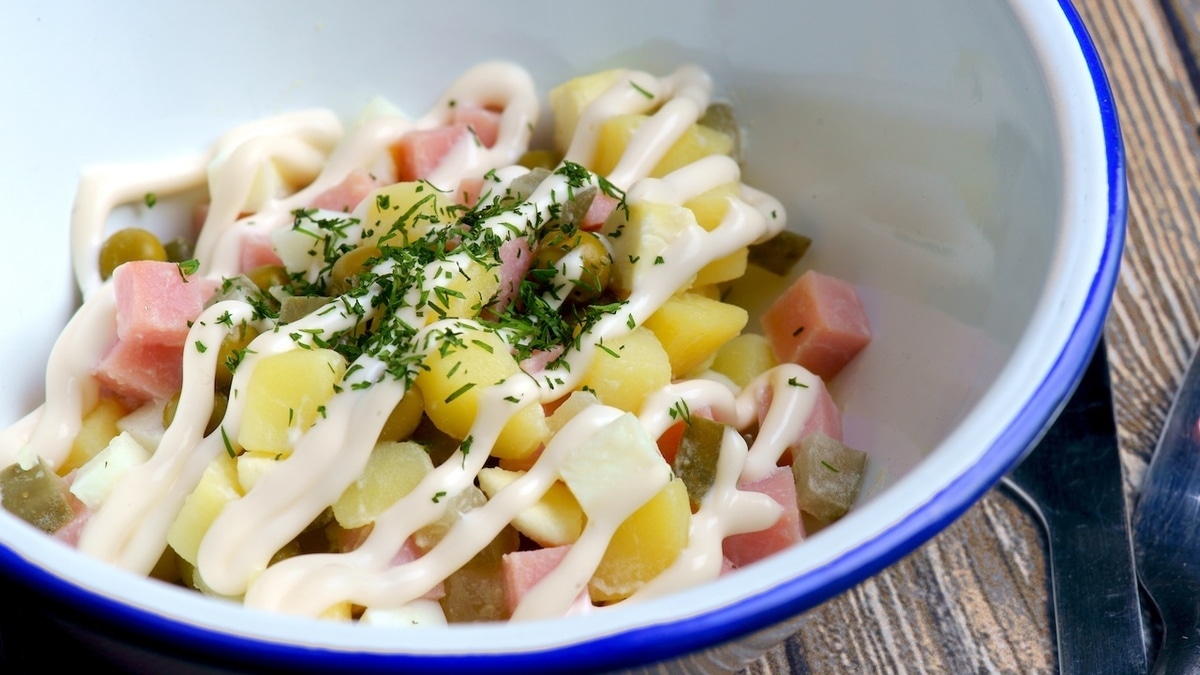 Польза есть: почему диетолог Кабанов призвал не отказываться от майонеза 