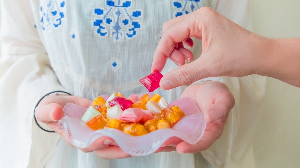 Педиатр сказала, сколько конфет могут съесть дети за один день