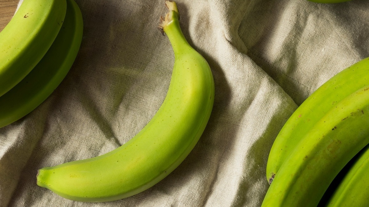 Врач посоветовала съедать в день один неспелый банан — вот в чем польза
