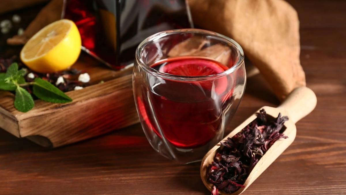Чем полезен чай каркаде и как его правильно заваривать Чем полезен чай каркаде и как его правильно заваривать