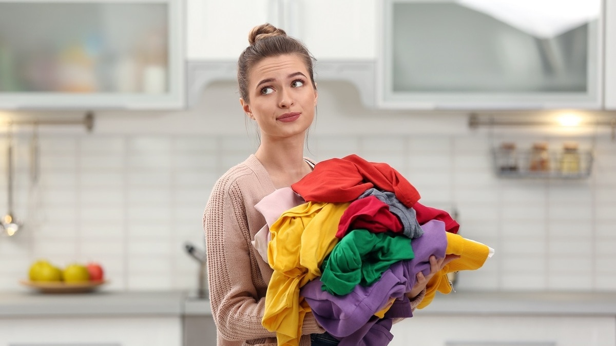 Что делать, если одежда «села» после стирки — рабочий способ вернуть вещам прежний размер Что делать, если одежда «села» после стирки — рабочий способ вернуть вещам прежний размер