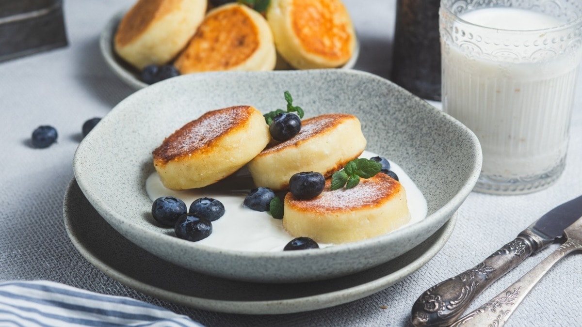 Как правильно приготовить сырники: 5 самых частых ошибок Как правильно приготовить сырники: 5 самых частых ошибок