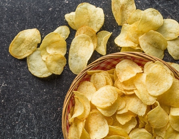 Чипсы — это не всегда вредно: диетолог рассказала, как их правильно употреблять Чипсы — это не всегда вредно: диетолог рассказала, как их правильно употреблять