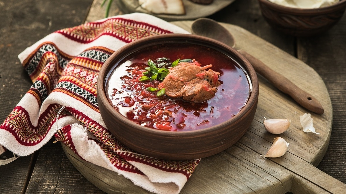 Борщ вреден? Биохимик рассказала всю правду об этом супе