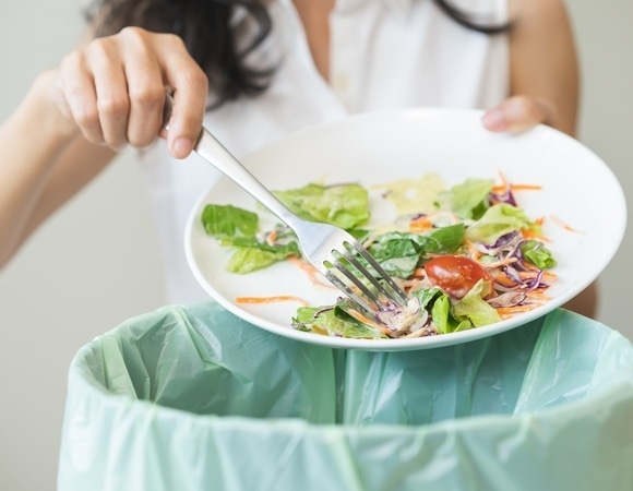 «Жалко же!»: диетолог назвала скрытую причину систематического переедания «Жалко же!»: диетолог назвала скрытую причину систематического переедания