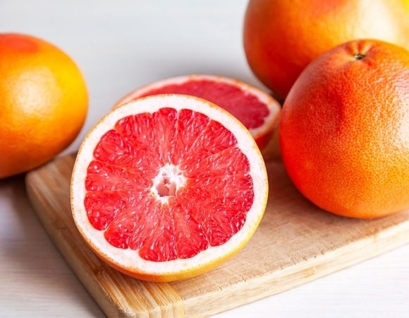 Зачем чистить сантехнику грейпфрутом — «химия» больше не понадобится