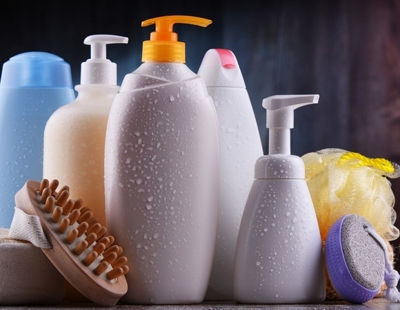 Только не выбрасывайте: 4 способа использовать ненужный шампунь в быту Только не выбрасывайте: 4 способа использовать ненужный шампунь в быту