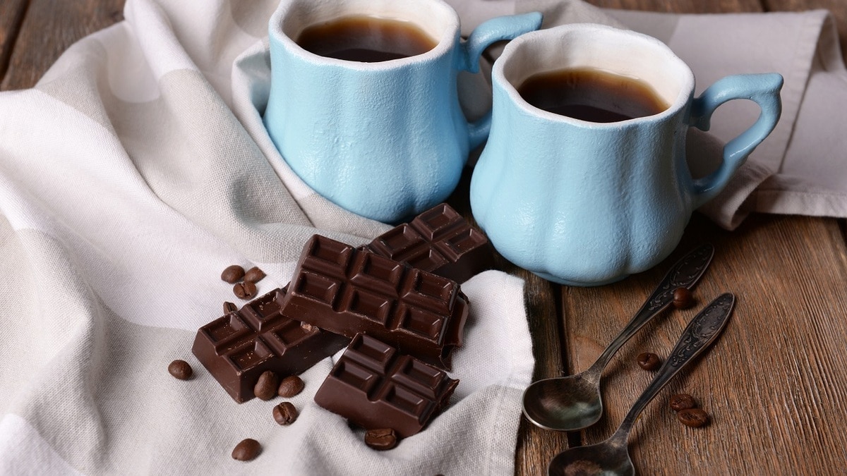 Названы продукты, вызывающие аритмию даже при отсутствии проблем с сердцем