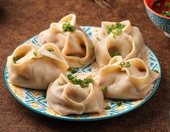 Как приготовить манты без мантоварки: «минутный» способ от повара Как приготовить манты без мантоварки: «минутный» способ от повара