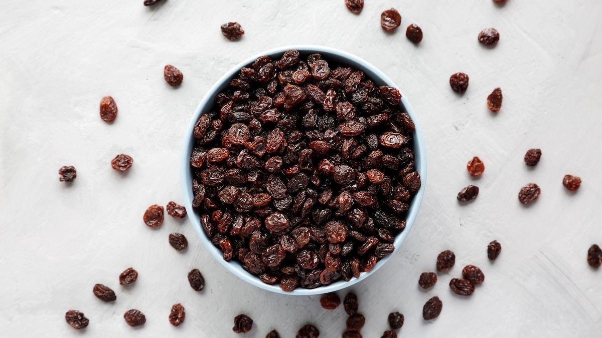 Лучше свежего винограда: эксперт удивила фактами о пользе изюма 