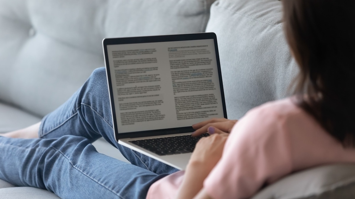 Почему опасно держать ноутбук на коленях — никогда не работайте так 