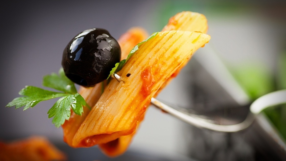 Вред есть, но не из-за крахмала: врач опровергла популярный миф о разогретых макаронах