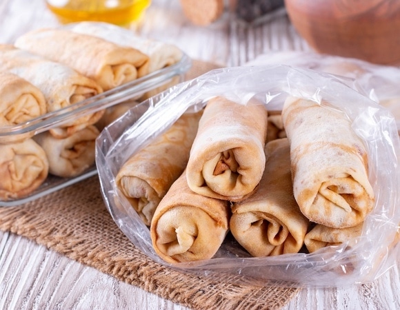 Стало известно, как выбрать готовые блины в магазине и не отравиться — вот на что нужно смотреть Стало известно, как выбрать готовые блины в магазине и не отравиться — вот на что нужно смотреть