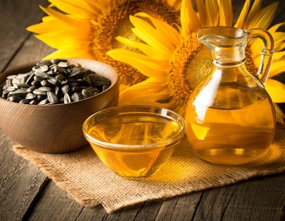 Подсолнечное масло признали самым полезным — вот почему Подсолнечное масло признали самым полезным — вот почему