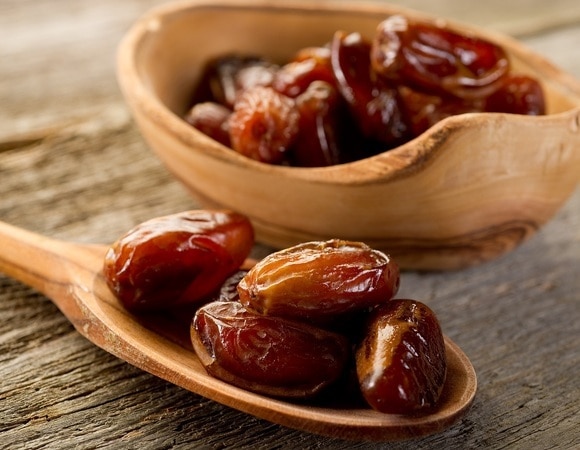 Суперфуд не для всех: стало известно, кому нельзя есть финики