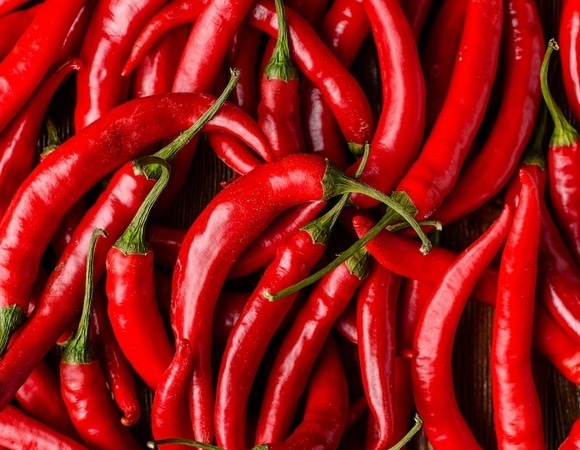 Молоко поможет? Нутрициолог объяснила, как потушить «пожар» во рту после острой пищи