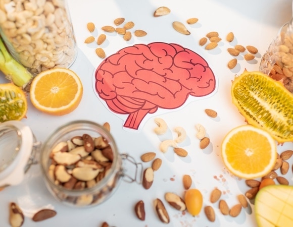 Диета для мозга: стали известны продукты для «острого ума» в старости