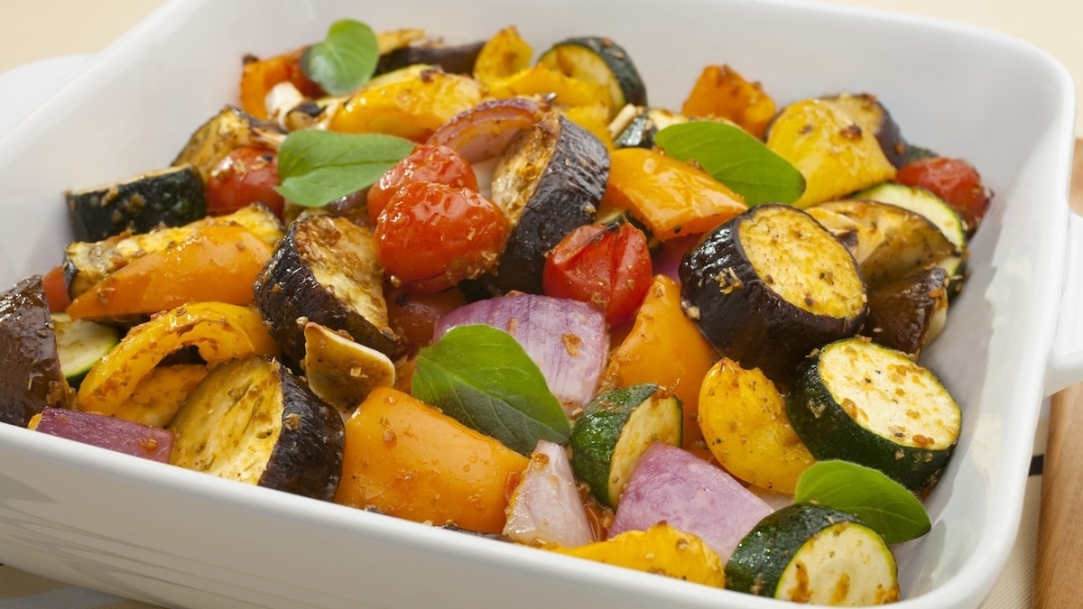 5 ошибок, которые допускают при запекании овощей — потому и получается «каша» 5 ошибок, которые допускают при запекании овощей — потому и получается «каша»