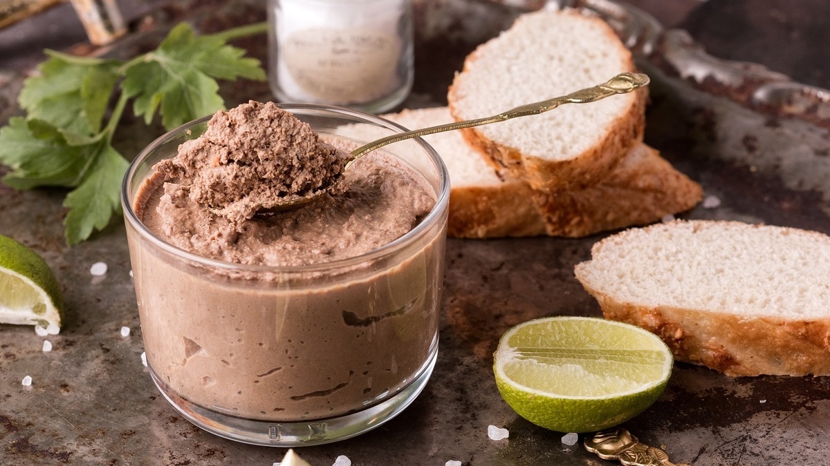 Кулинары раскрыли рецепт вкусного домашнего паштета из куриной печени