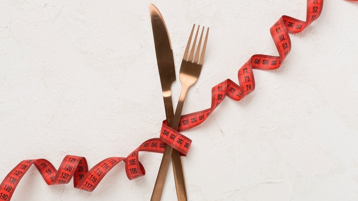 Доктор Мясников назвал цвет продуктов, от которых нужно отказаться всем худеющим