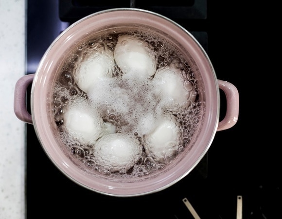 Не делайте этого при варке яиц! Названа частая ошибка, которая сокращает срок хранения продукта Не делайте этого при варке яиц! Названа частая ошибка, которая сокращает срок хранения продукта