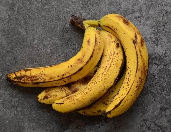 Стало известно, как хранить бананы, чтобы они не темнели раньше времени Стало известно, как хранить бананы, чтобы они не темнели раньше времени