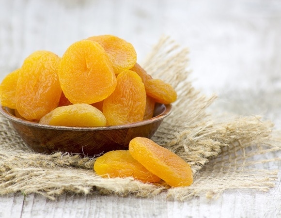 Врач посоветовала есть курагу каждый день — вот для чего