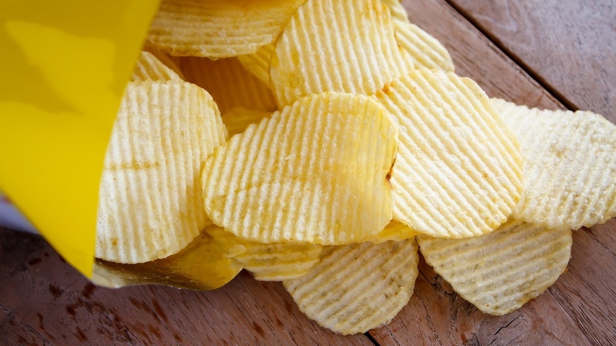 Химик сказала, как нужно хранить открытую пачку чипсов — эти советы спасут от отравления Химик сказала, как нужно хранить открытую пачку чипсов — эти советы спасут от отравления