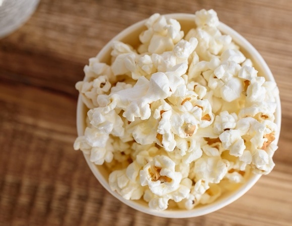 Диетолог объяснила, как похудеть с помощью попкорна и жареных баклажанов Диетолог объяснила, как похудеть с помощью попкорна и жареных баклажанов