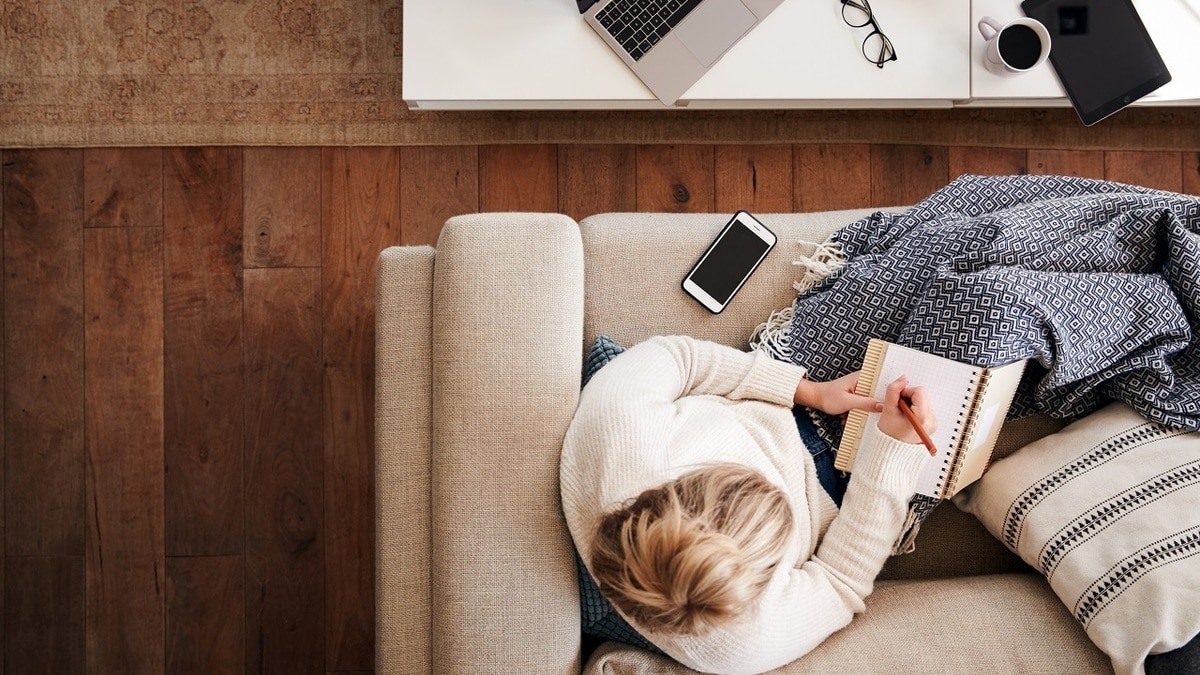 Названа главная опасность «удаленки» — вот что нужно делать, чтобы сохранить здоровье