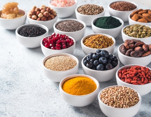 «Раскрученная еда»: эксперты предупредили о вреде суперфудов