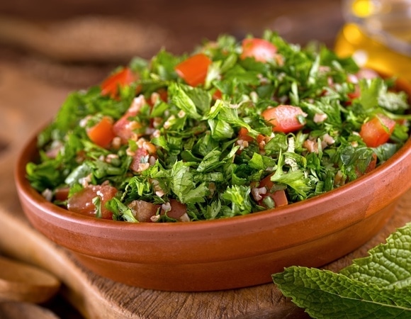 3 вида зелени, польза которой усиливается в мае — топ от Роспотребнадзора 