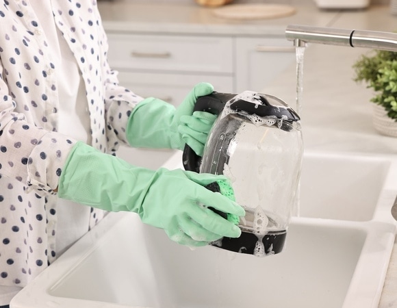 Как очистить чайник от накипи — нужен не лимон, а другой доступный фрукт 