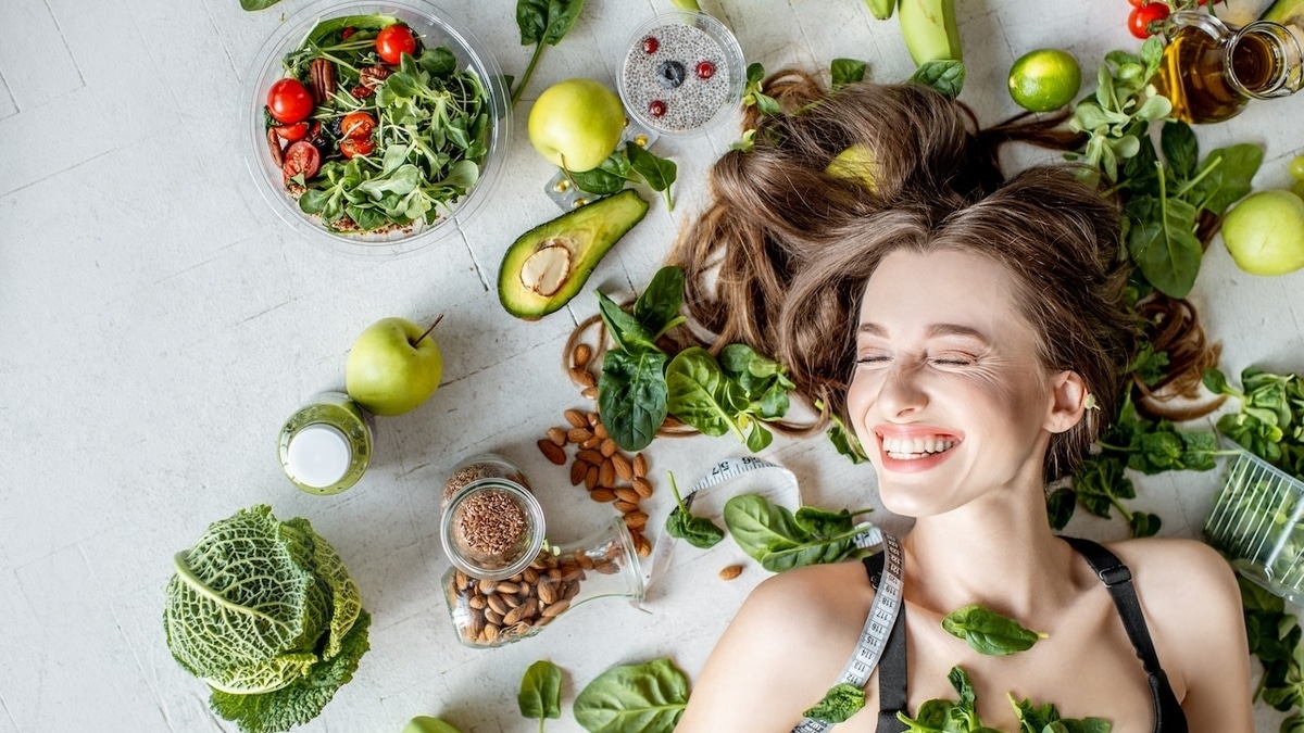 Что есть летом, чтобы стать красивее? Нутрициолог открыла секрет