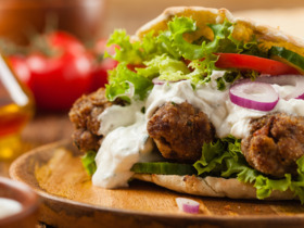 Пита на любой вкус: рецепты домашних лепешек и начинок к ним