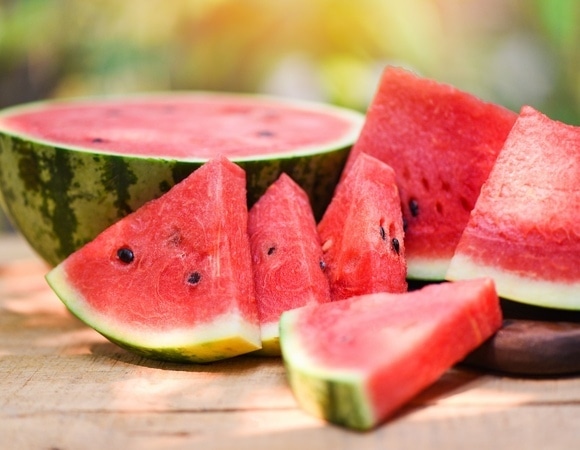 Пленка не спасет: эксперты рассказали, как правильно хранить нарезанный арбуз Пленка не спасет: эксперты рассказали, как правильно хранить нарезанный арбуз