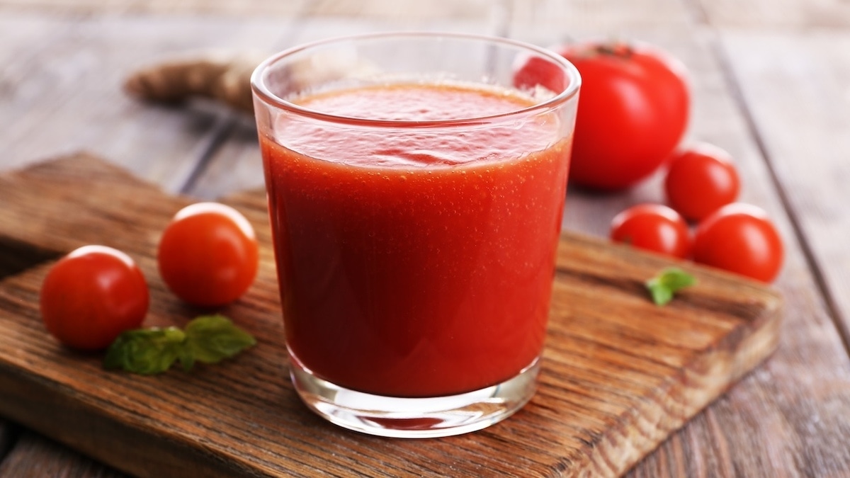 Как выбрать томатный сок и не разочароваться: названы признаки идеального напитка 