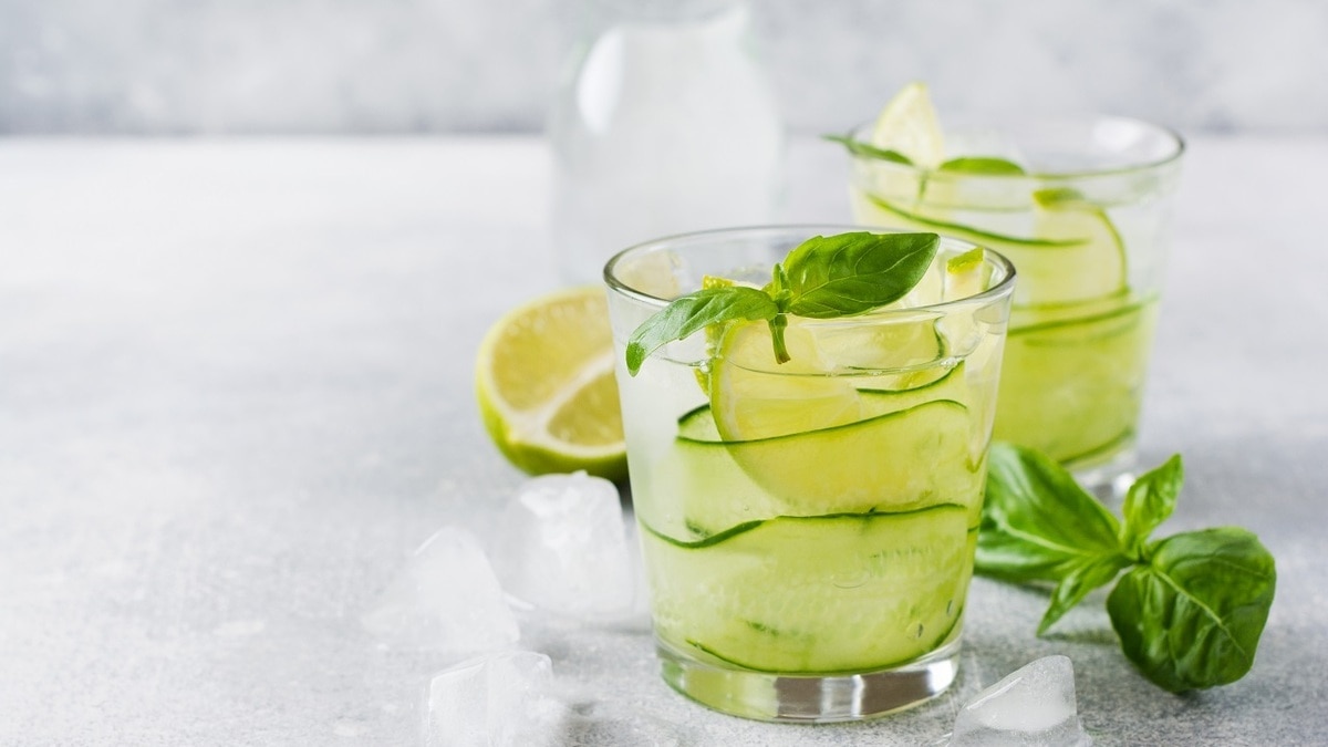Огуречный лимонад — это вкусно! Простой рецепт самого освежающего летнего напитка