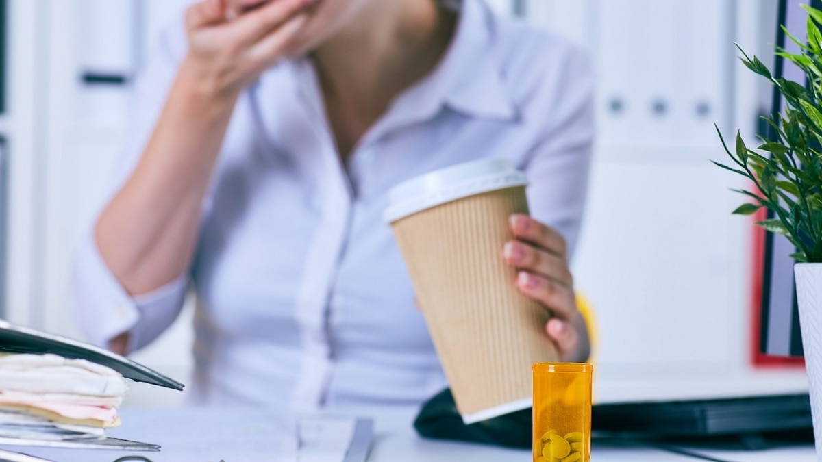 Навредят или потеряют эффект: какие лекарства нельзя запивать кофе и чаем Навредят или потеряют эффект: какие лекарства нельзя запивать кофе и чаем