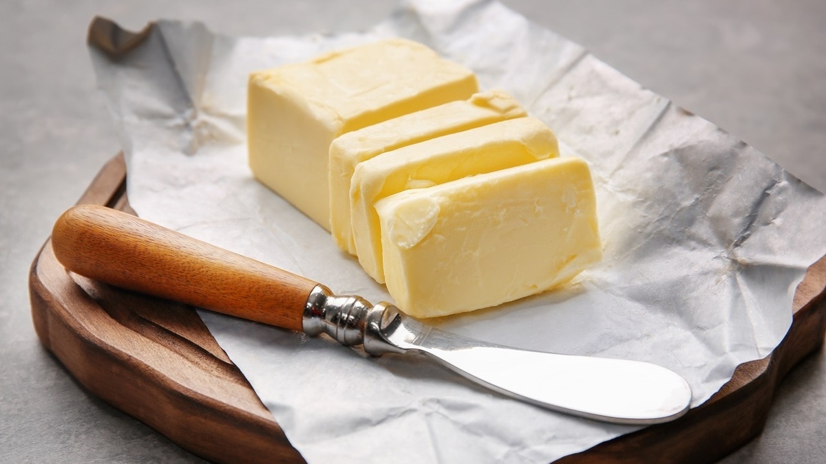 Замедляет старение, выводит холестерин и еще 6 причин есть сливочное масло каждый день
