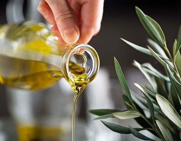 Одна ошибка — и все: эксперт подсказала, как спасти оливковое масло от горечи Одна ошибка — и все: эксперт подсказала, как спасти оливковое масло от горечи