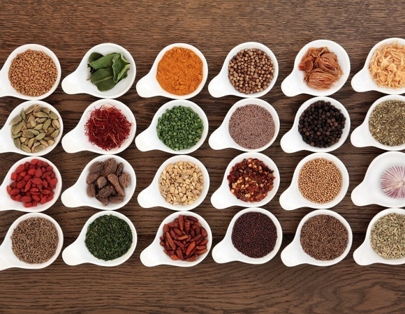 Моментально снизит уровень сахара! Ученые нашли еще одну полезную пряность