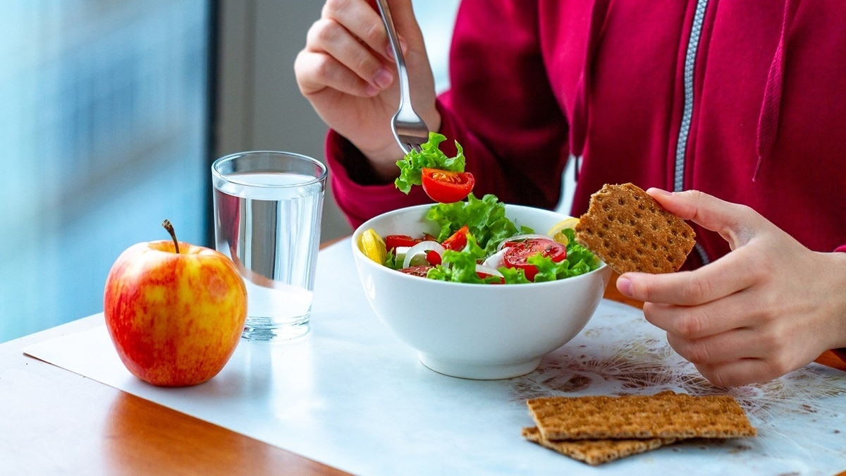 Действуй уже сейчас! Как питаться в молодости, чтобы не было проблем в старости