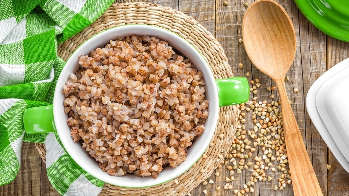 Стало известно, кому нельзя есть гречку по вечерам