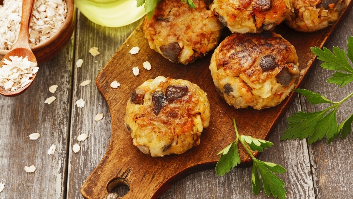 Что необычного приготовить из грибов? Вот рецепт вкусных котлет для обеда и ужина Что необычного приготовить из грибов? Вот рецепт вкусных котлет для обеда и ужина