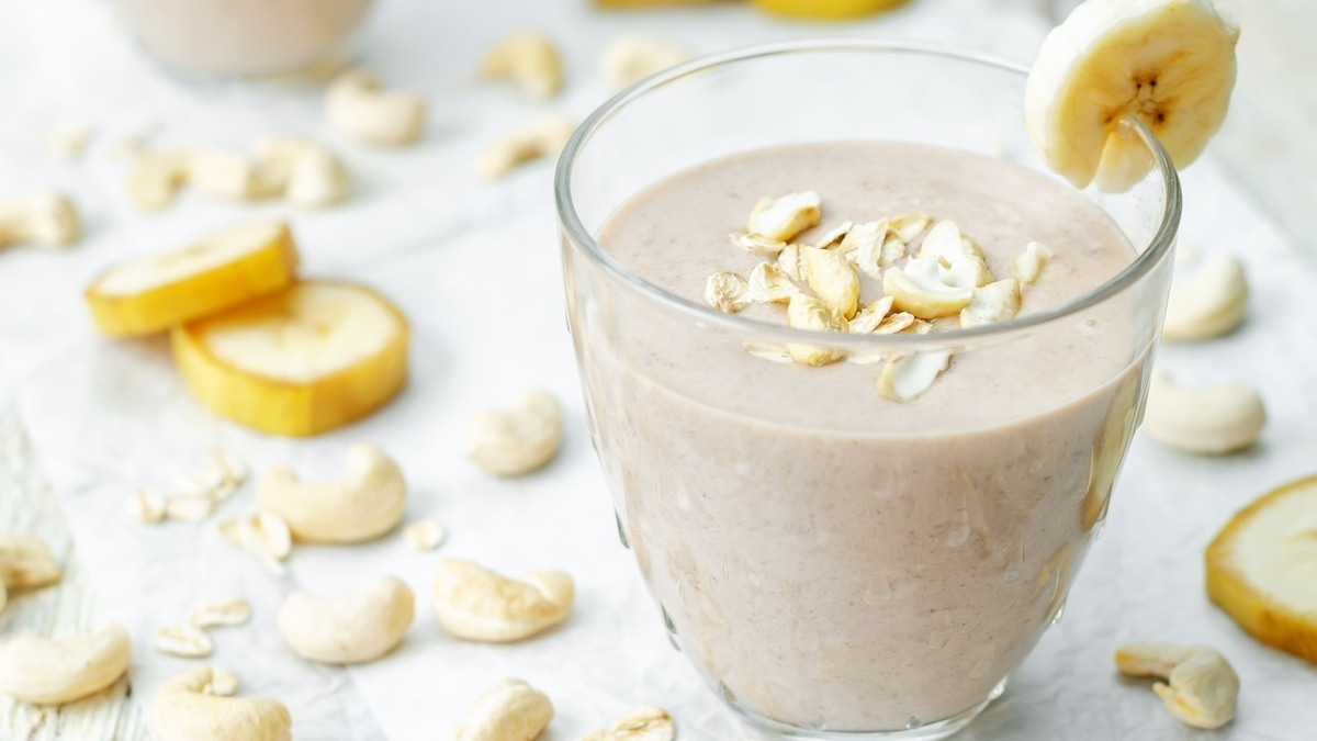 Ни следа от пользы: врач назвал «базовый» продукт, который нельзя добавлять в смузи