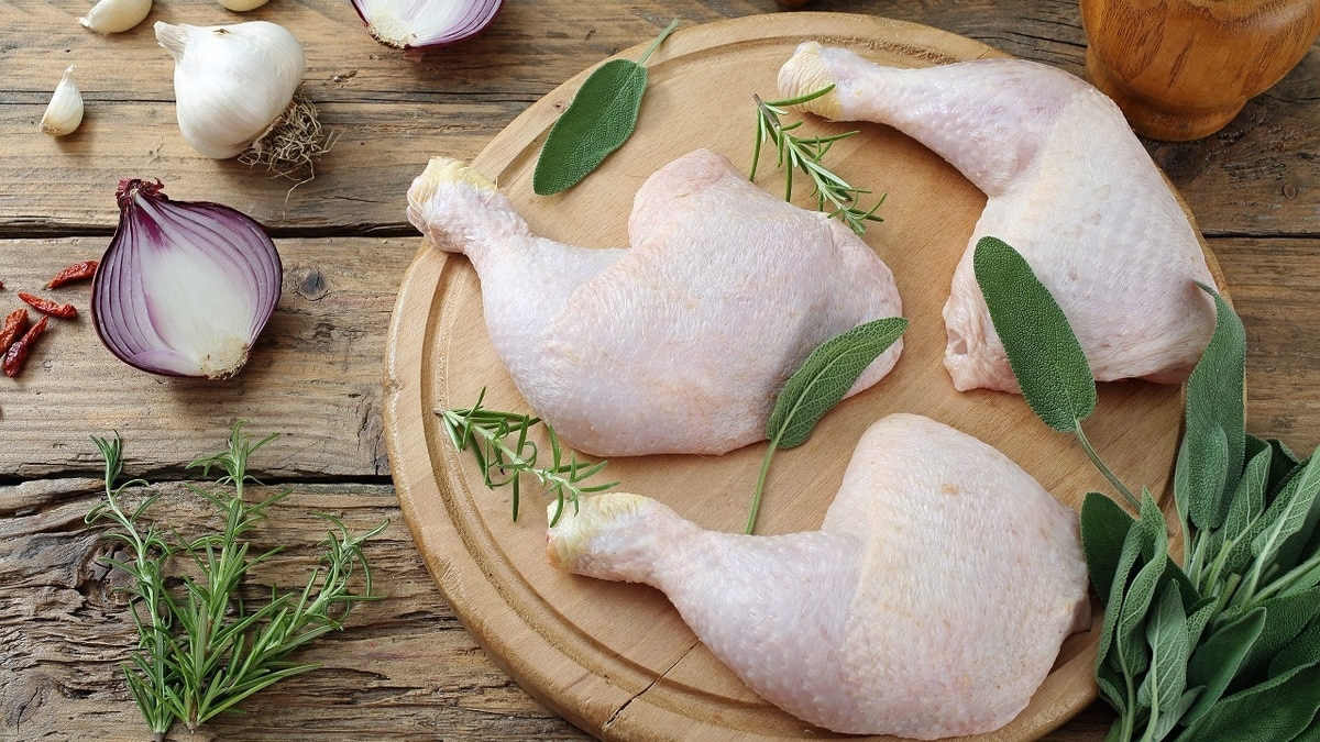 Как скоро нужно приготовить мясо после разморозки — многие пропускают эти сроки