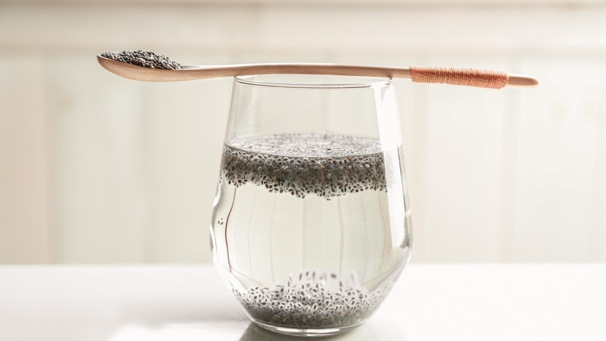 Правда ли, что вода с семенами чиа помогает похудеть: диетолог все объяснил