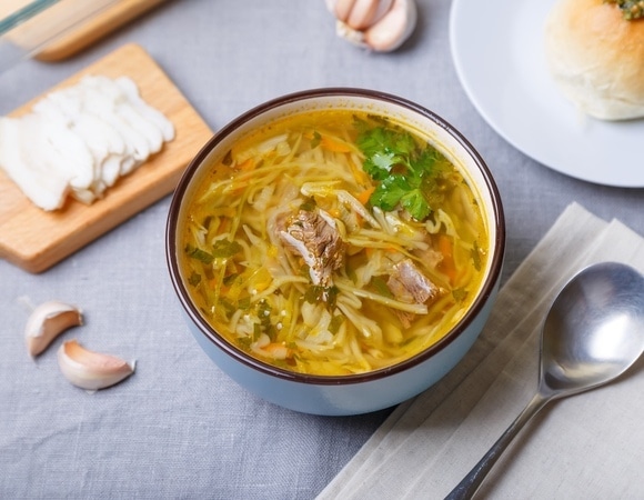 Что первым добавлять в щи: картофель или капусту? Шеф-повар раскрыл секрет Что первым добавлять в щи: картофель или капусту? Шеф-повар раскрыл секрет