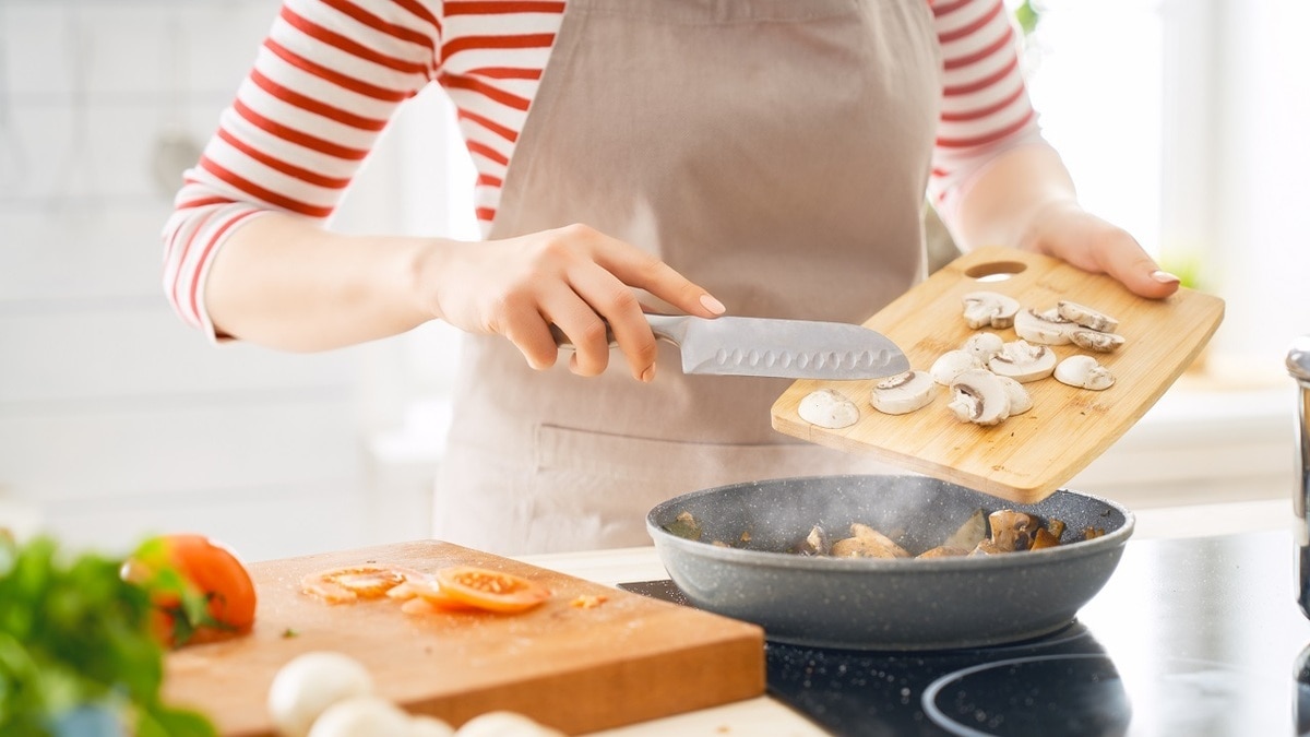 Какую варочную панель выбрать: сравниваем индукционную и электрическую Какую варочную панель выбрать: сравниваем индукционную и электрическую